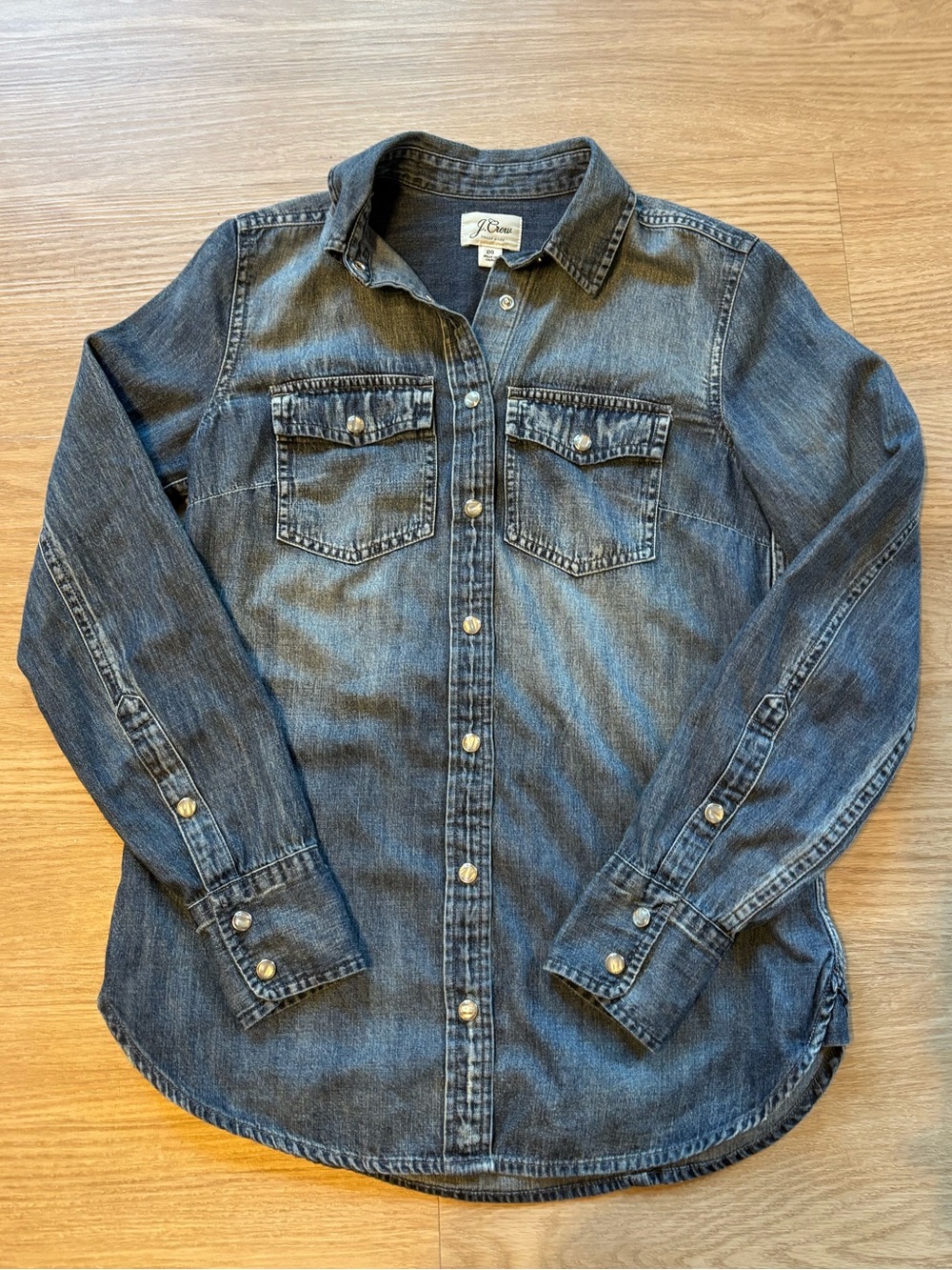 J Crew Women’s Sz 00 Denim Chambray Pearl Snap Shirt Light Wash Western Ranch